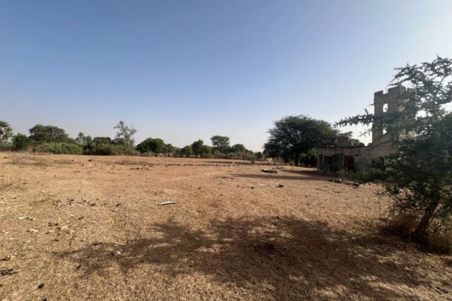 Terrain de 8000 métres carrés vers Tataguine – Mbour