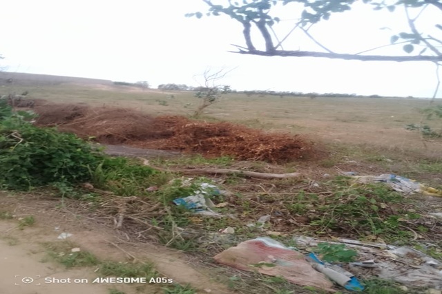 Terrain à morceler de 15 Hectares                                                         à 15 minutes de la plage de Kayar