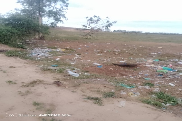Terrain à morceler de 15 Hectares                                                         à 15 minutes de la plage de Kayar