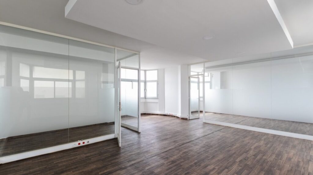 Lahad Mbacke – 3e étage – Dakar Plateau