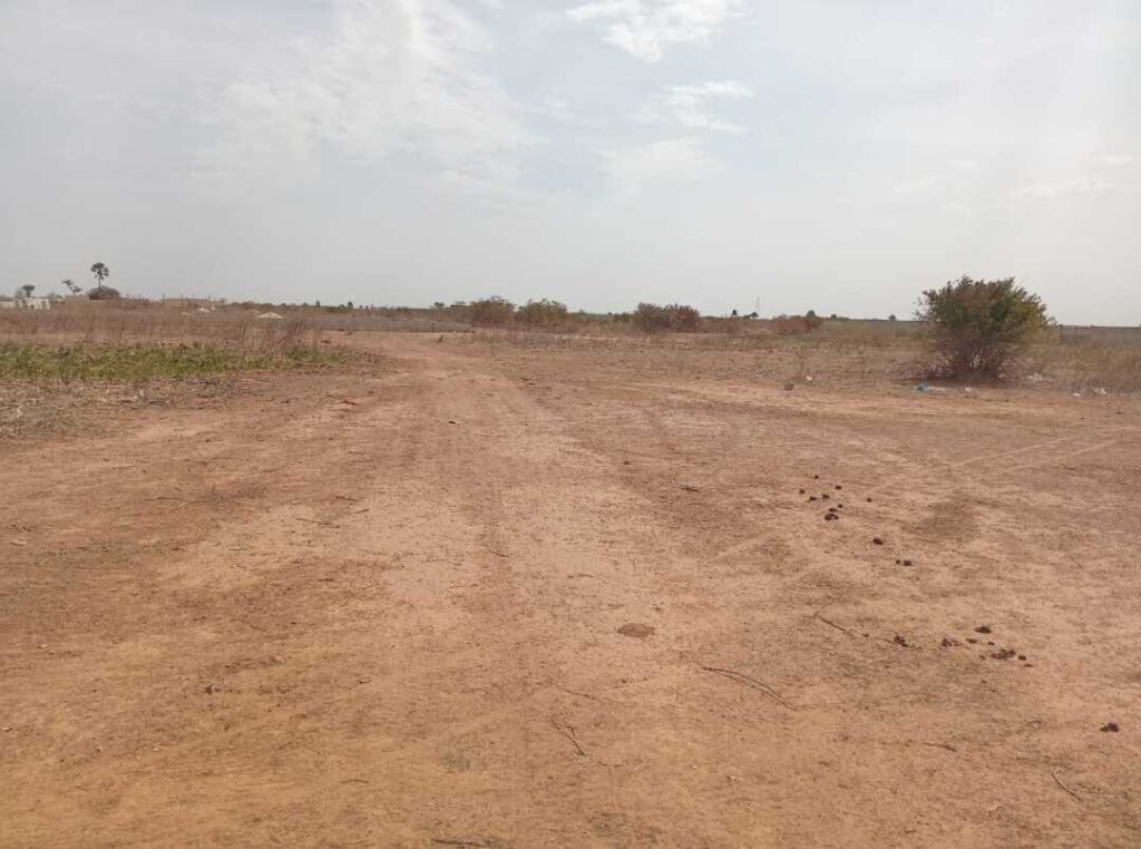 Lot de 4 Terrains à usage d’habitation, vers Notto Diobass – Thiès